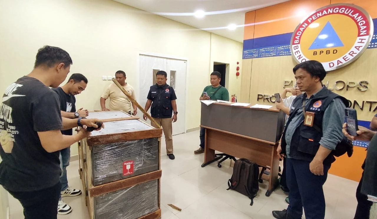 BNPB Lakukan Pemeriksaan Fisik dan Uji Fungsi Bantuan Peralatan TIK PUSDALOPS BPBD Provinsi Gorontalo