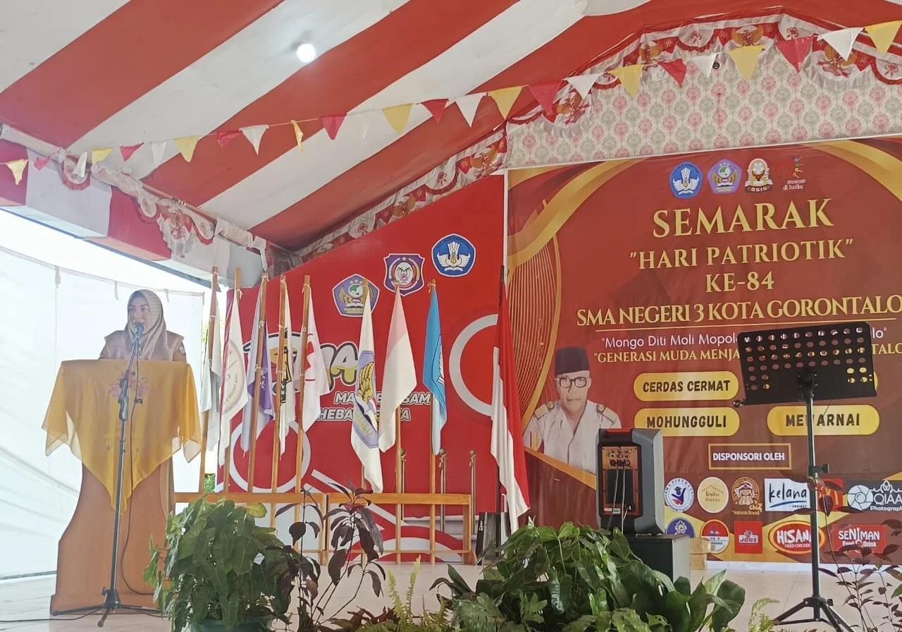 Kepala UPTD Museum Purbakala Buka Lomba Cerdas Cermat Museum di SMA Negeri 3 Gorontalo