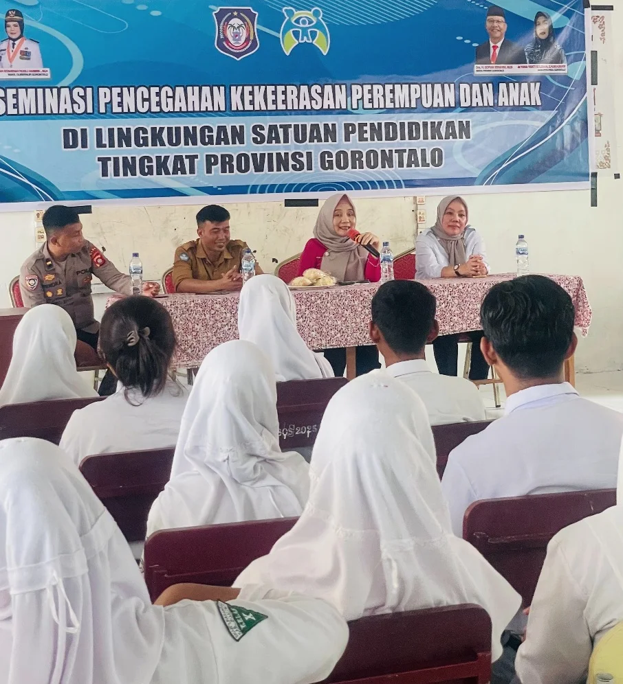 Tak Sedikit Siswa Menangis, DPPPA-PMD Hadirkan Edukasi dan Refleksi di SMA Negeri 1 Mananggu