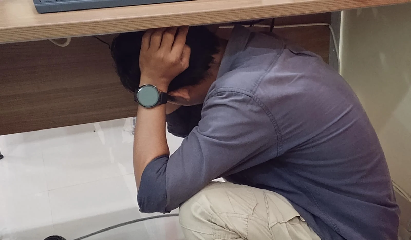 Cara Menyelamatkan dan Melindungi Diri Saat Terjadi Gempa Bumi