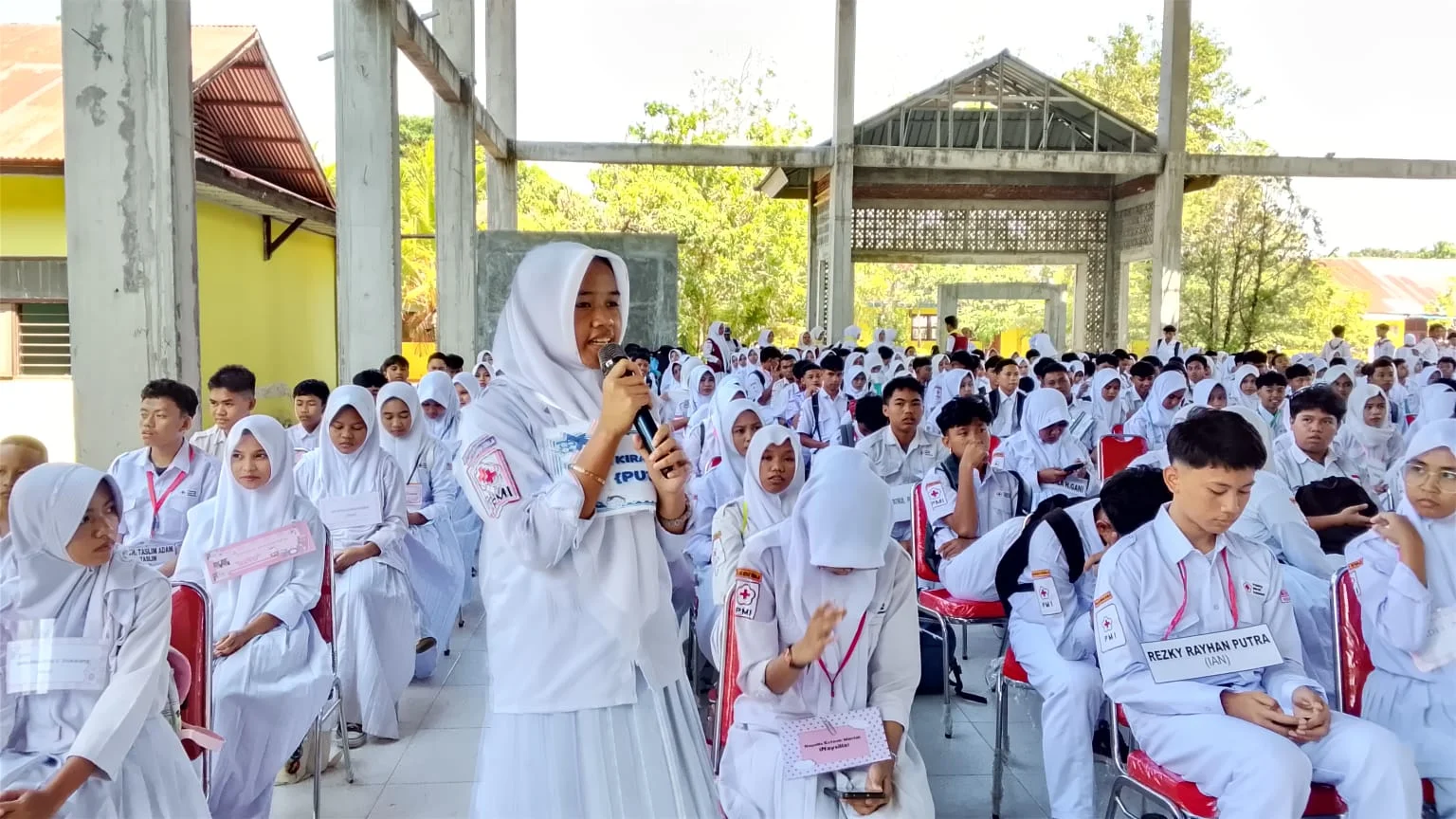Siswi Baru SMA 2 Gorontalo Antusias Ikuti Edukasi Mitigasi Bencana dari BPBD Provinsi