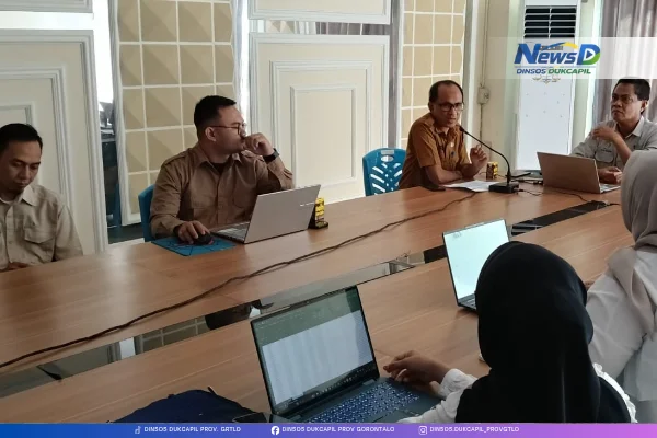 Dinsosdukcapil dan Kanwil BPN Gorontalo Sinkronkan Data Penerima Bantuan Rumah