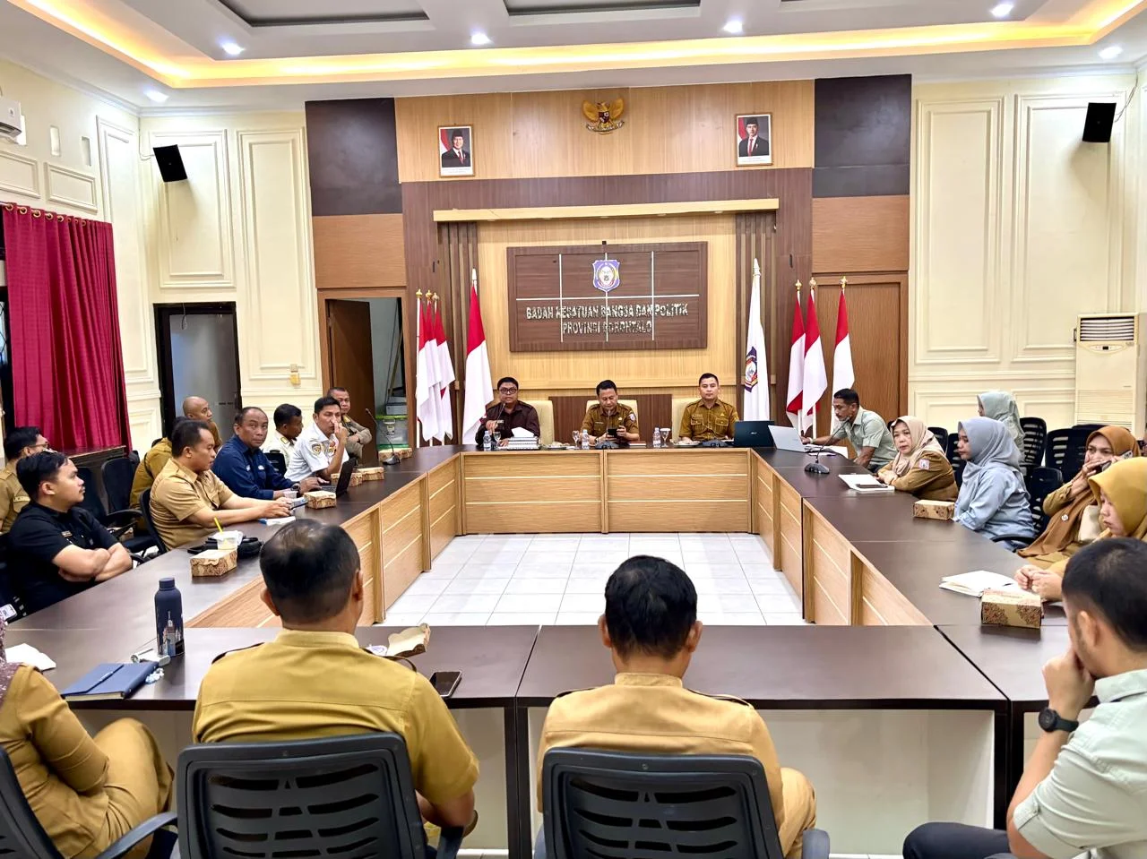 Kepala Badan Kesbangpol Provinsi Gorontalo Buka Technical Meeting Lomba PBB Antar OPD Sambut HUT Ke-81 RI