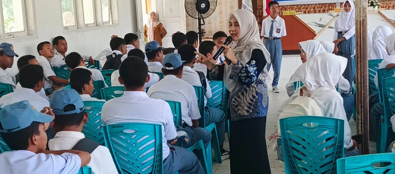 DPPPA-PMD Provinsi Gorontalo Turun ke Sekolah, Bekali Siswa SMA Negeri 1 Botumoito Cegah Kekerasan Sejak Dini