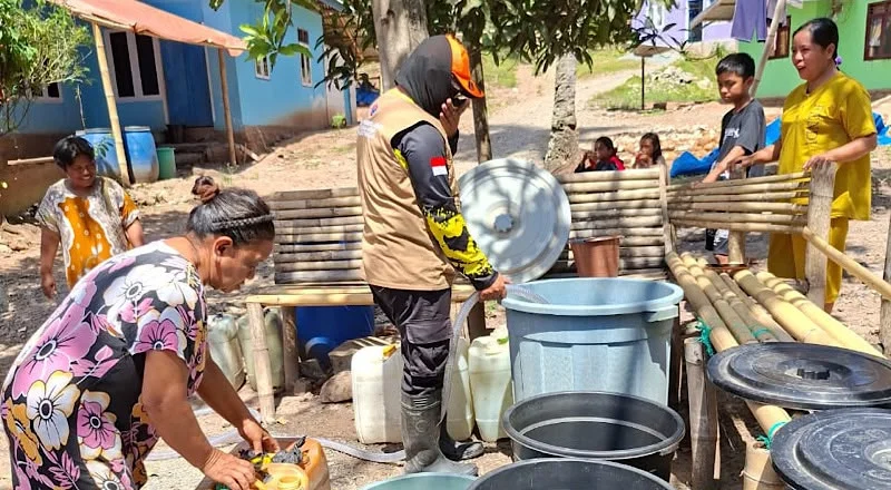 Senyum Sumringah Warga Gorontalo, BPBD Hadirkan Air Bersih di Tengah Kekeringan