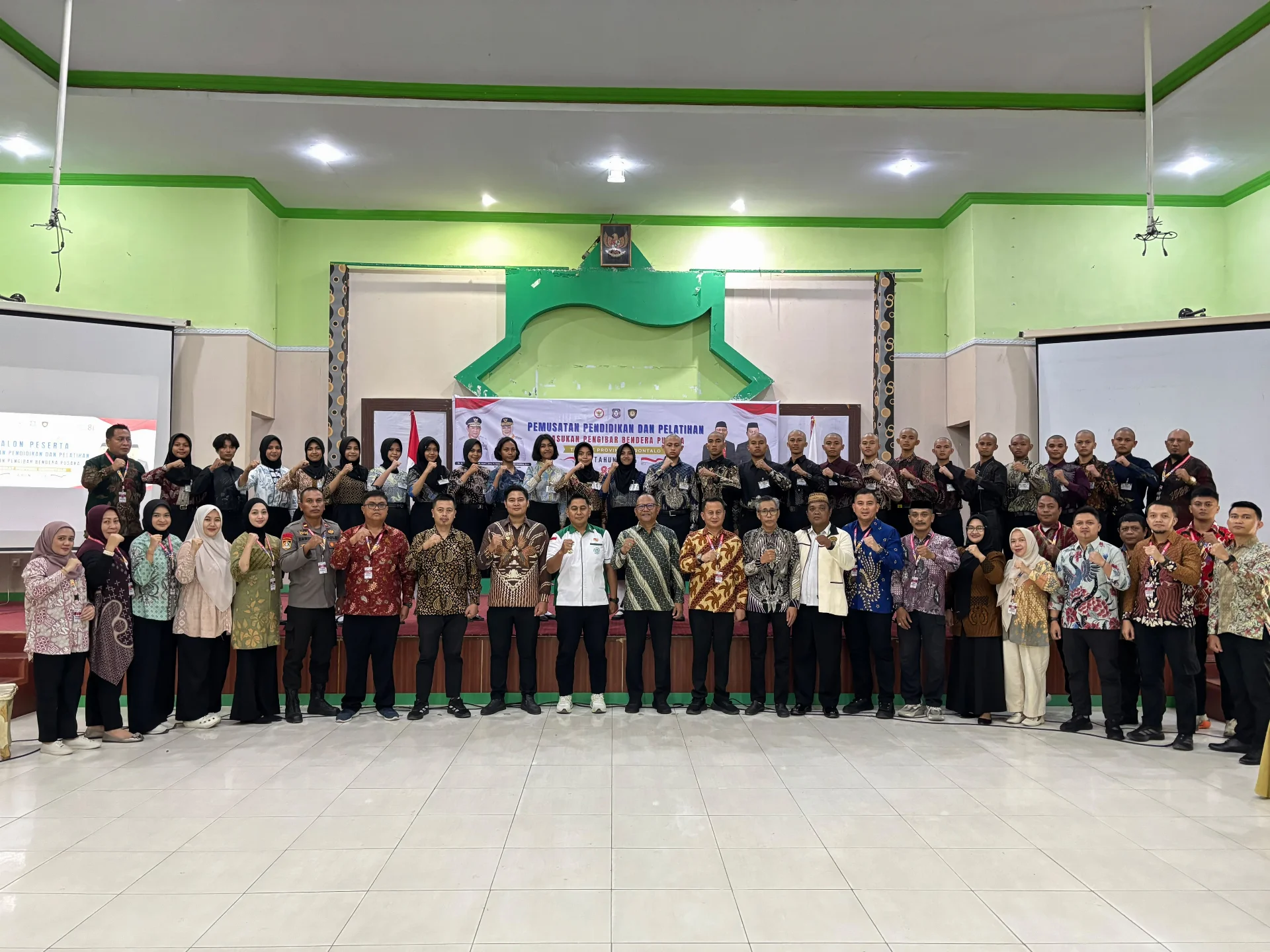 Sekda Provinsi Gorontalo Buka Pemusatan Diklat 25 Calon Paskibraka Tahun 2026