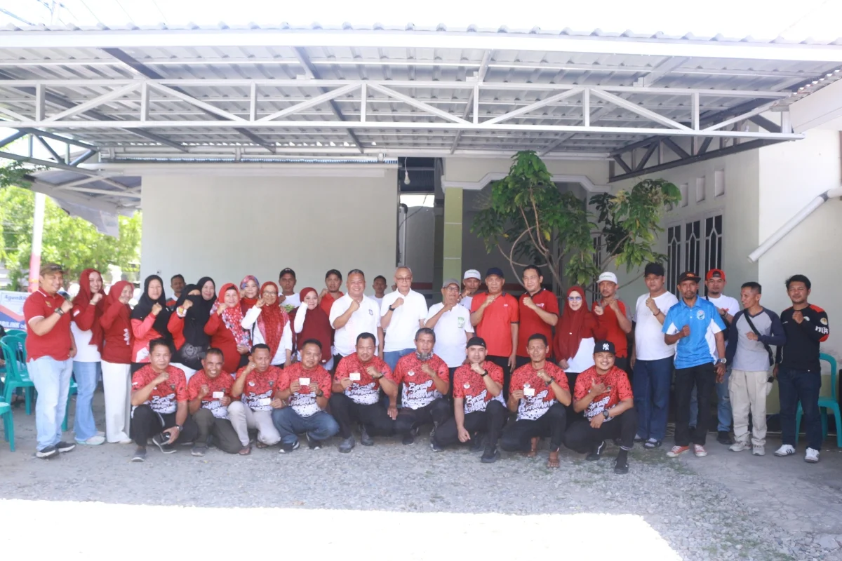 DLHK Gorontalo Serahkan KTA Polhut, Perkuat Semangat Penegakan Hukum dan Pelestarian Hutan