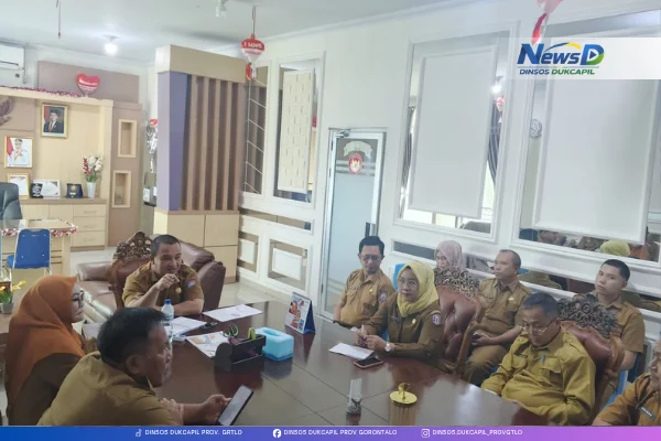 Kadinsosdukcapil Gorontalo Pimpin Rapat Evaluasi dan Matangkan Kegiatan HUT ke-81 RI