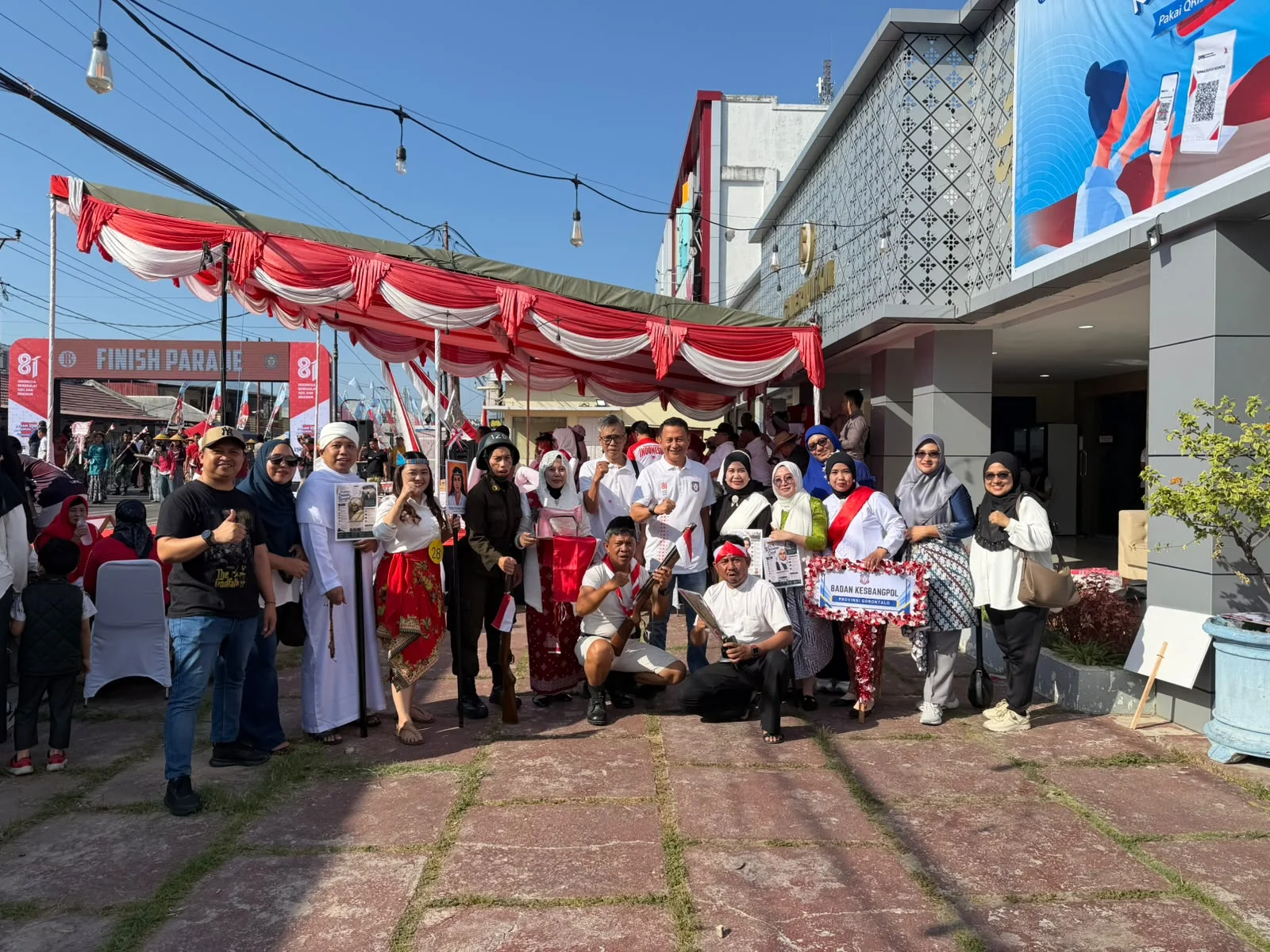 Kesbangpol Gorontalo Raih Juara 3 Parade Kostum Perjuangan HUT RI ke-81