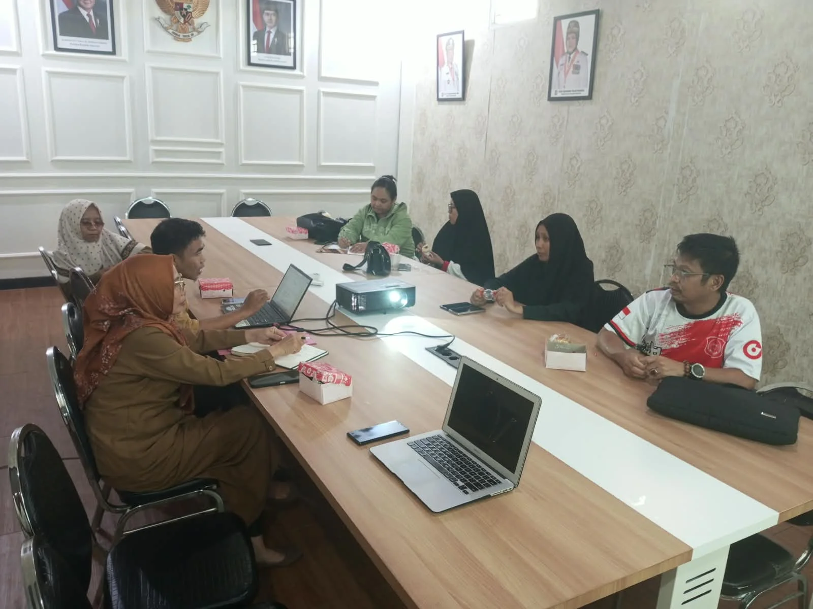 Biro PBJ Dampingi Proses Pengadaan Mobil Angkut Sampah melalui e-Purchasing