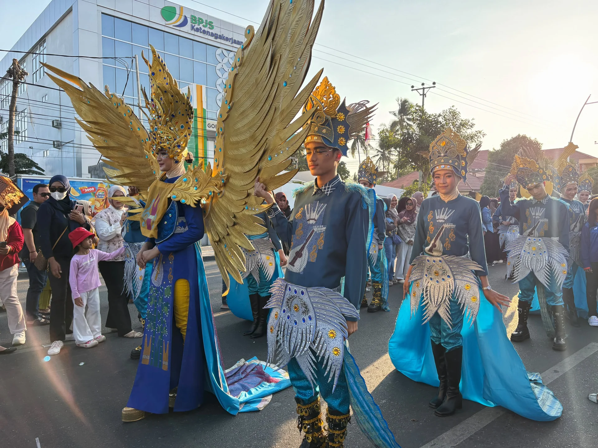 Kesbangpol Gorontalo Turut Meriahkan Karnaval Karawo 2026