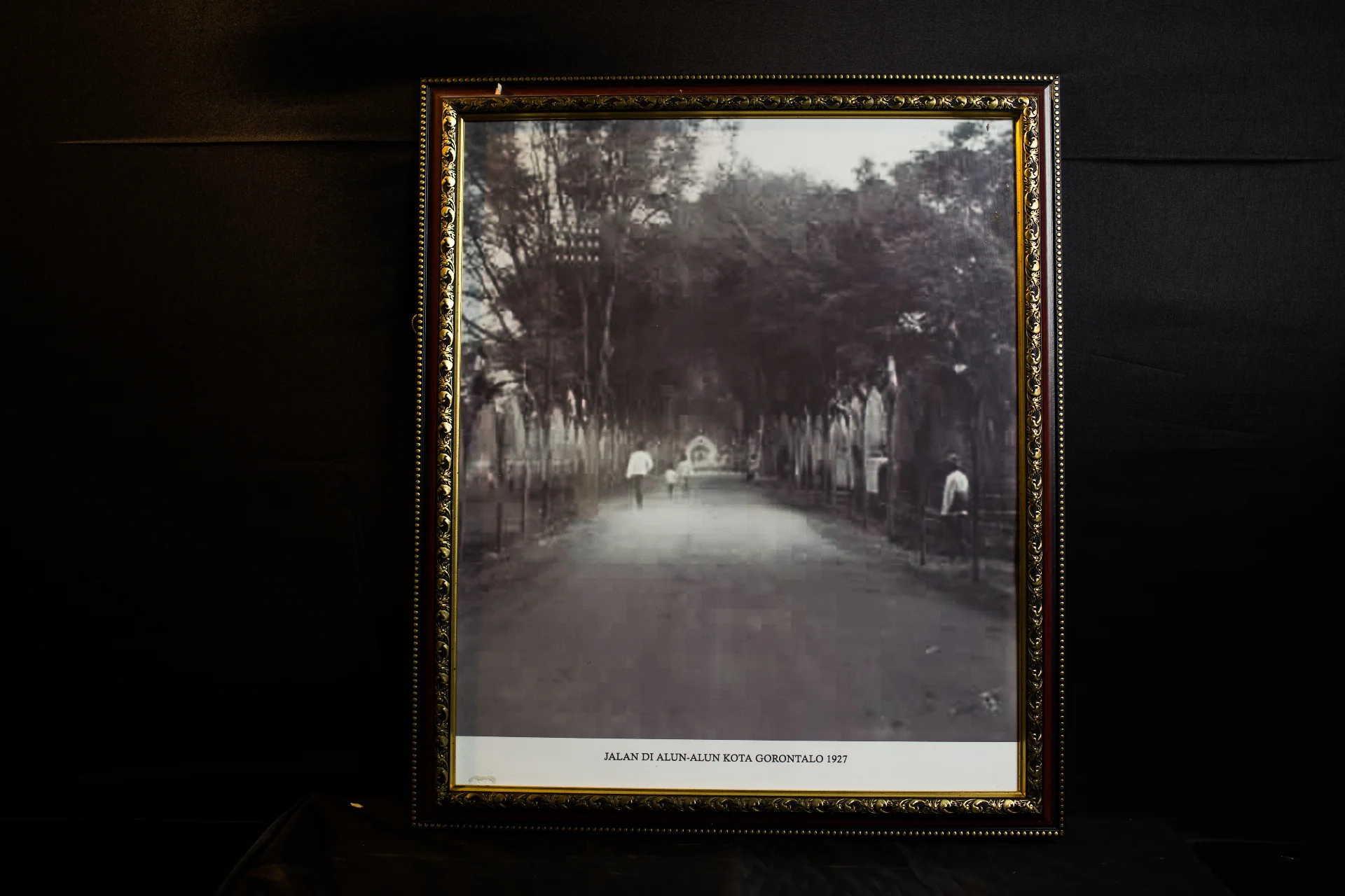 Foto Jalan Alun-alun Kota Gorontalo 1927