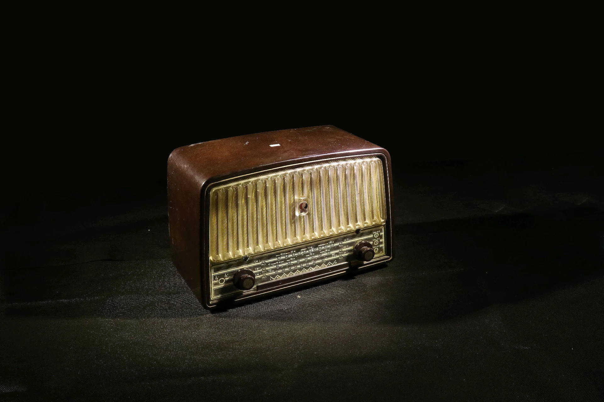 Radio N.S.F. Tipe H 232 A