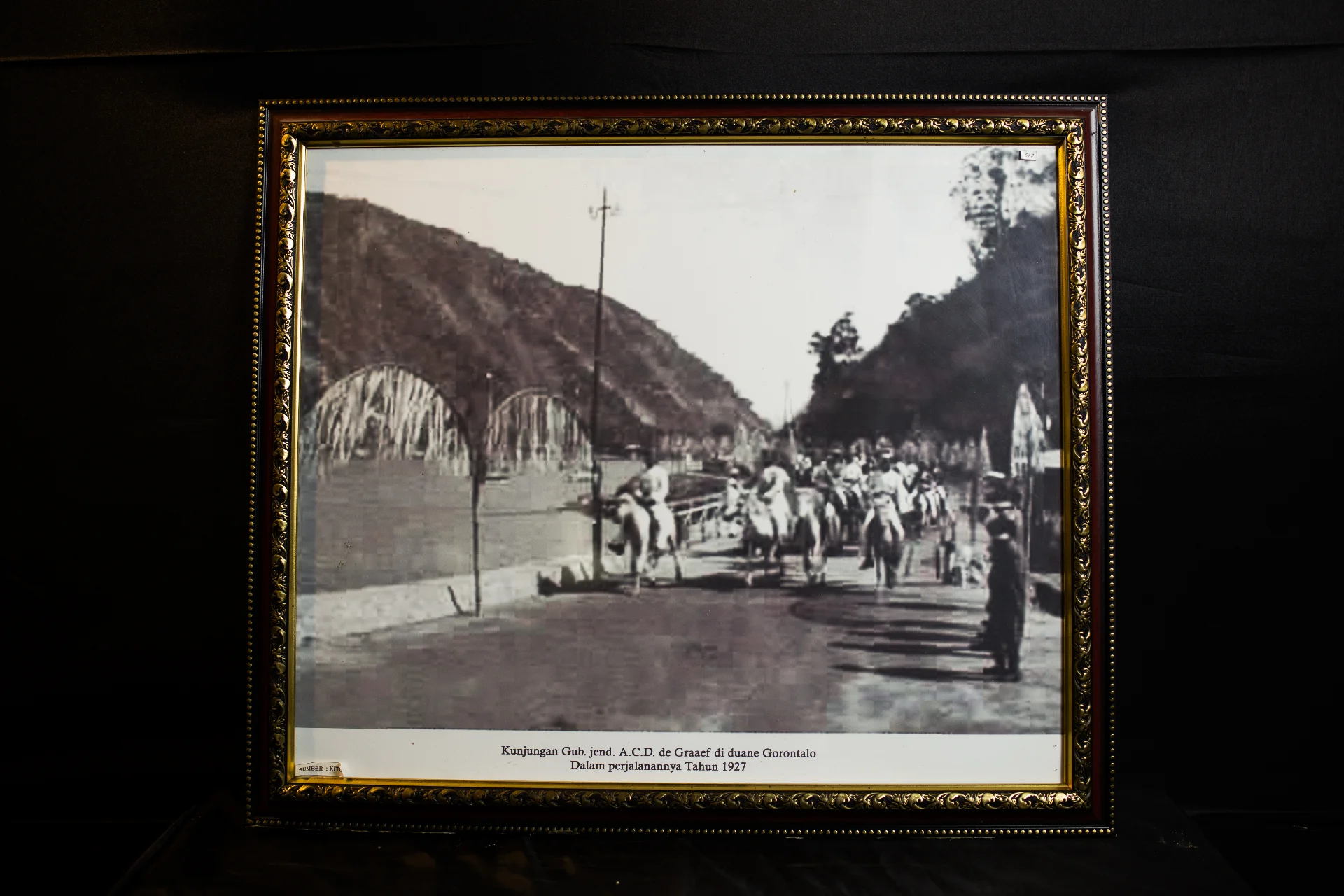 Foto Kunjungan Gub.Jend.A.C.D de Graeff di Duane Gorontalo 1927