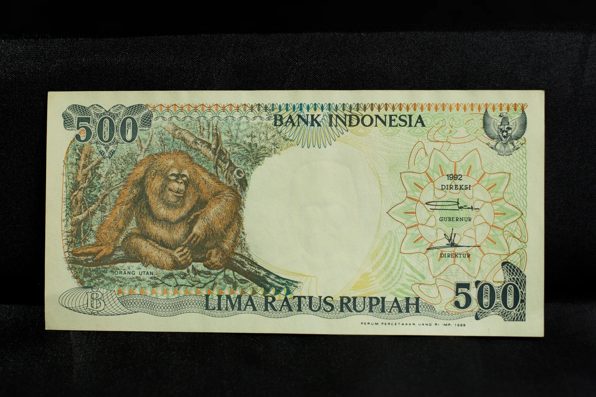 Uang Kertas 500 Tahun 1992 Bergambar Orang Utan