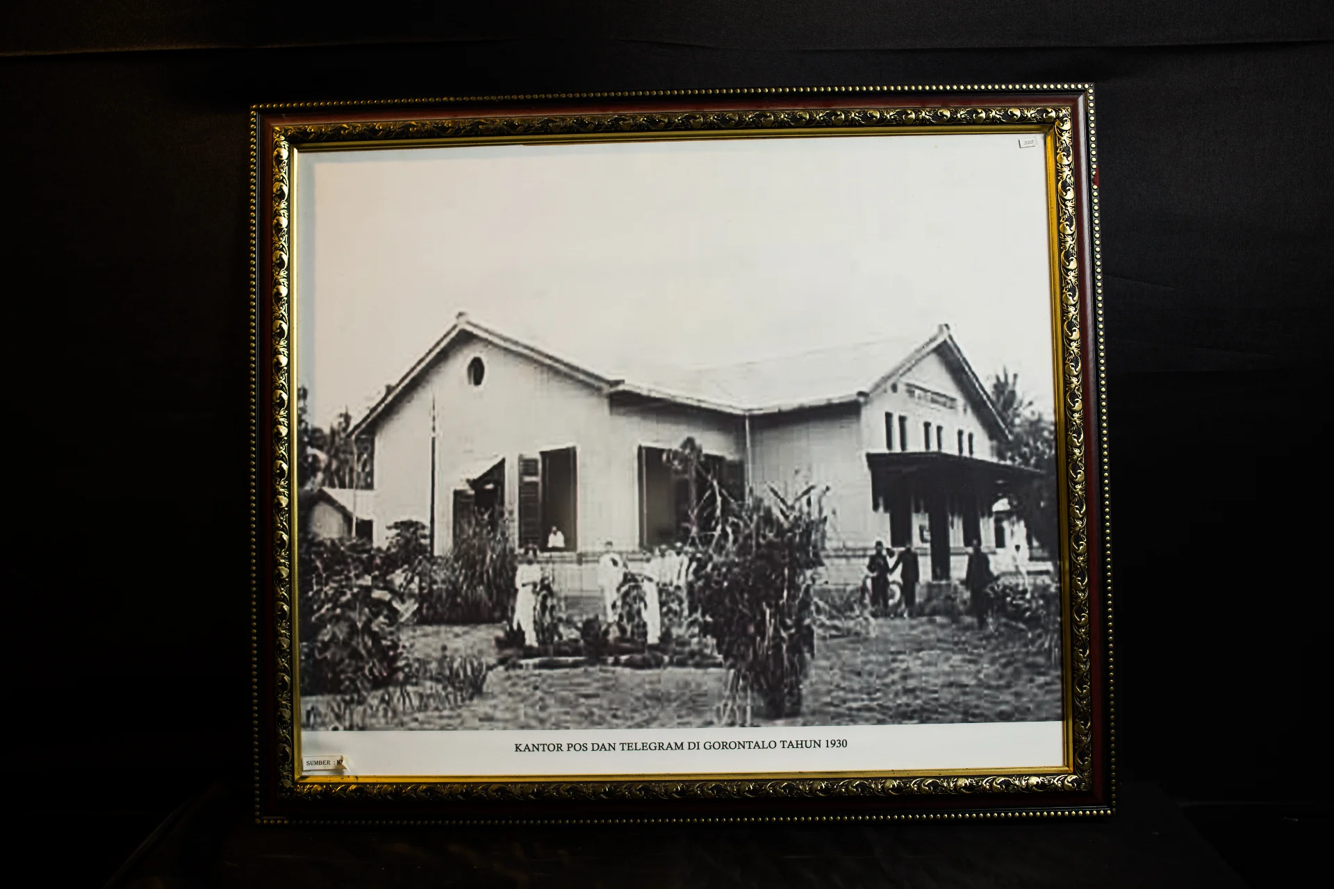 Foto Kantor Pos dan Telegraf di Gorontalo 1930