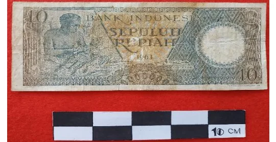 Uang Kertas 10 Rupiah Tahun 1963 Bergambar Pemahat Kayu 