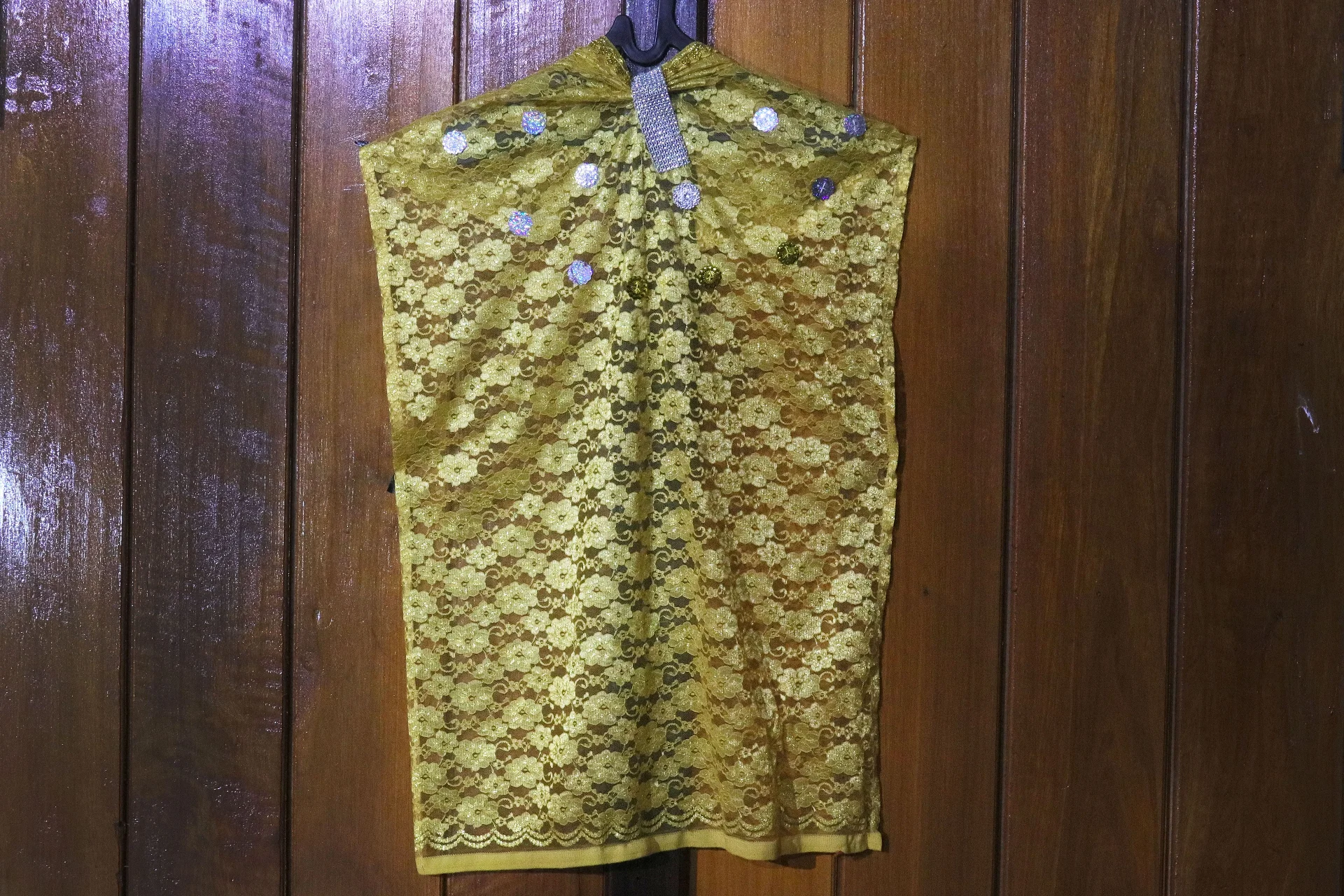 Baju adat Mohuntingo (Aqiqah/Gunting Rambut)