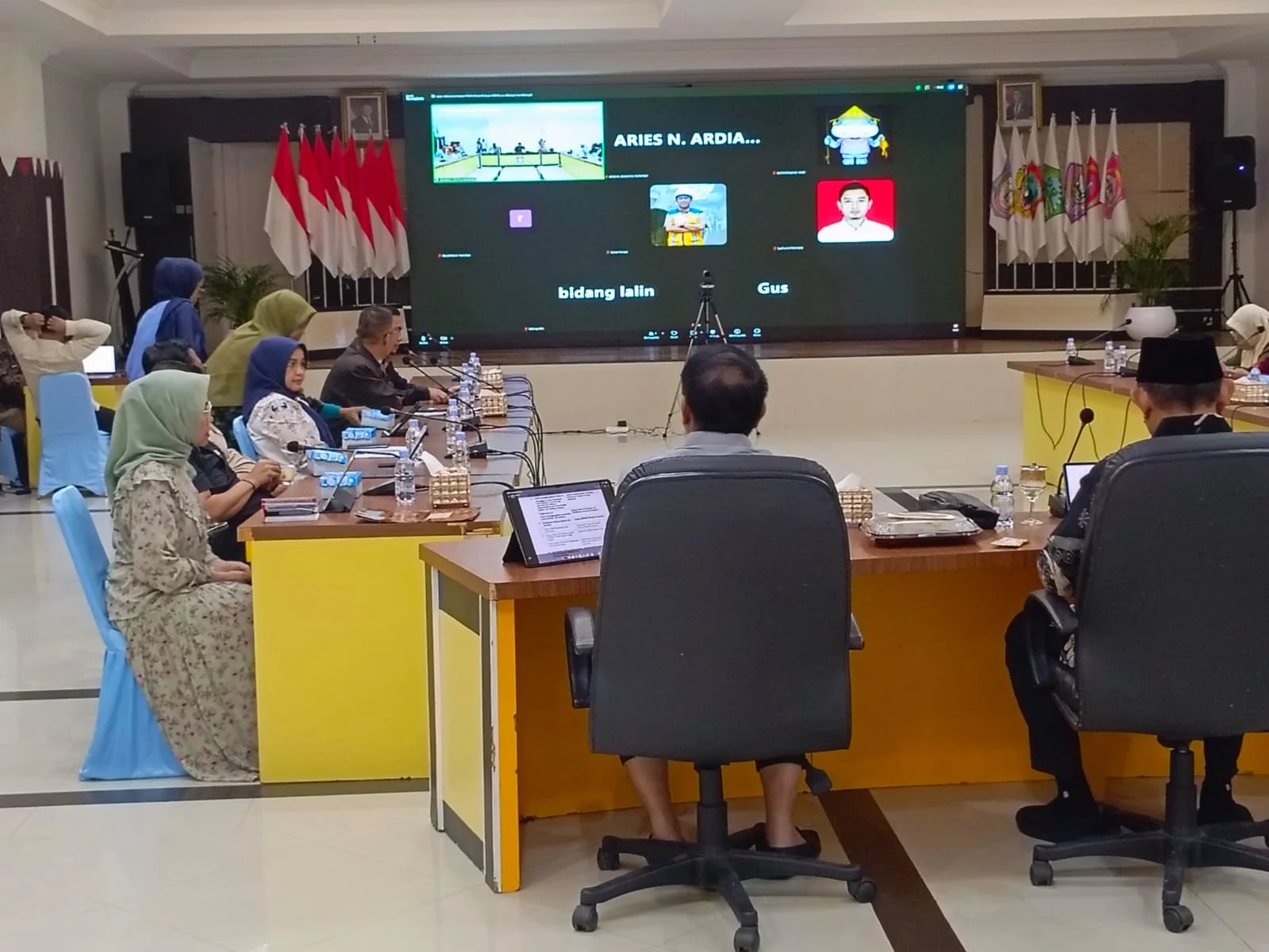 rapat evaluasi Keg. Bid I ( Pembukaan dan Penutupan)
