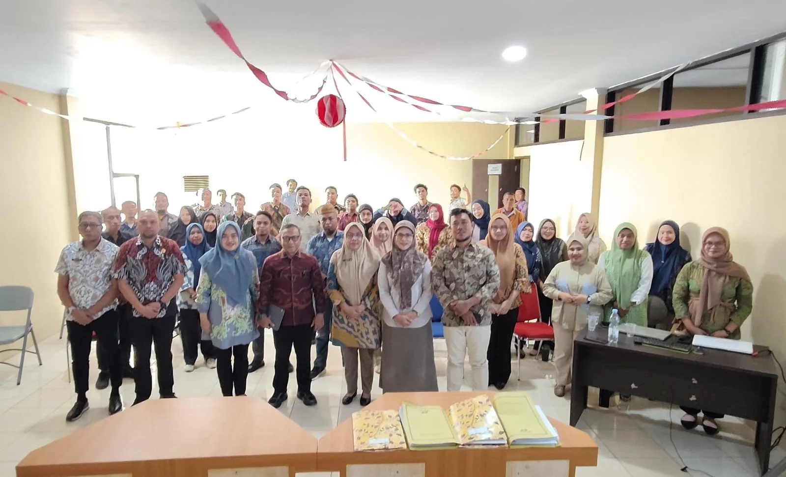 Teken Perpanjangan Kontrak, Kadis Kominfotik Minta PPPK-PW Tingkatkan Kinerja