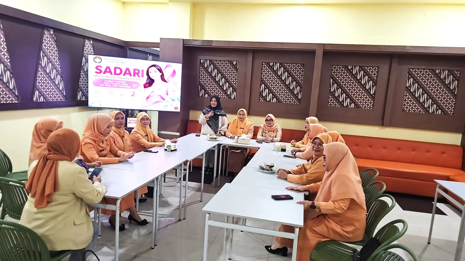 Peduli Kesehatan Perempuan, DWP DPPPA-PMD Provinsi Gorontalo Sosialisasikan SADARI